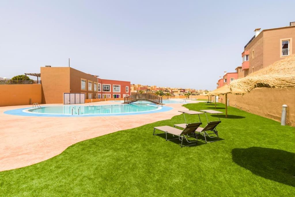Las Dunas Corralejo Home With Swimming Pool Exterior photo